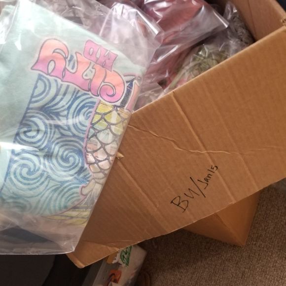 Ocean city MD blue short sleeve pineapple Medium M - Picture 6 of 10